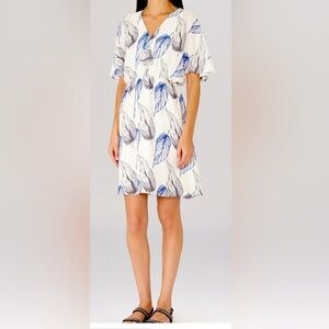 REISS Pollie Leaf Print Dress. Size: 6